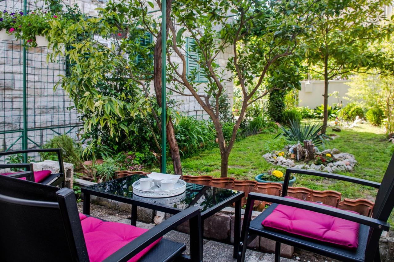 Heavenly Corner Apartment สปลิท ภายนอก รูปภาพ